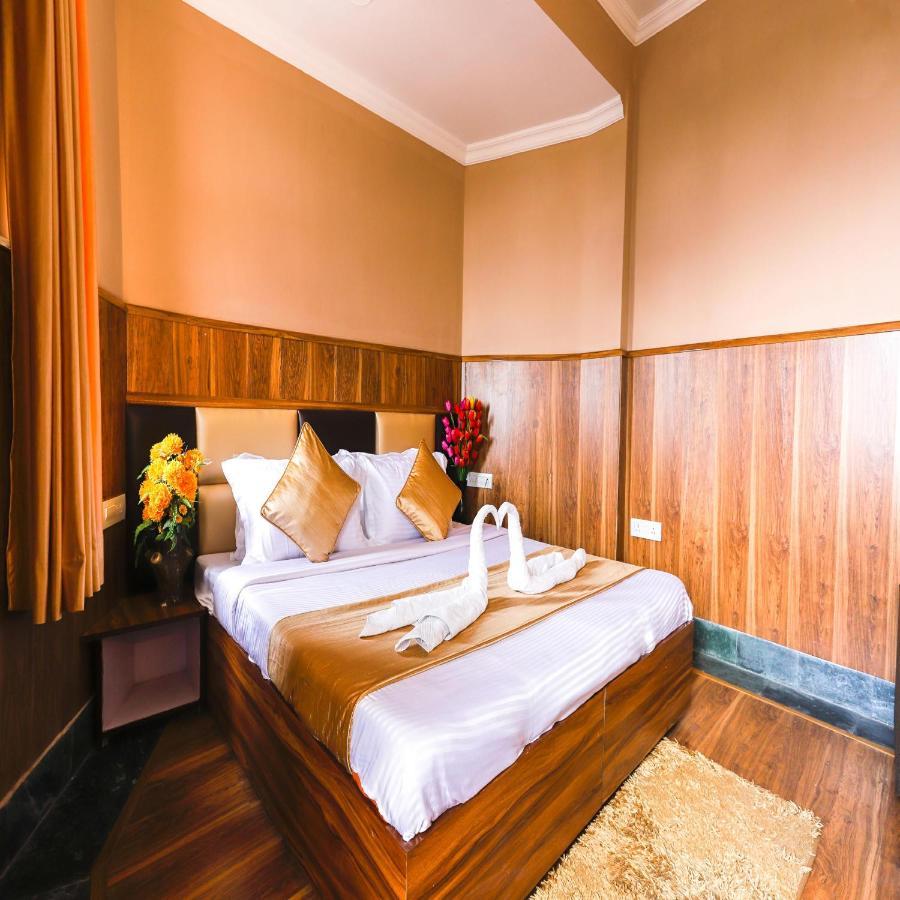 Hotel Varuni Mcleodganj Dharamsala Zewnętrze zdjęcie
