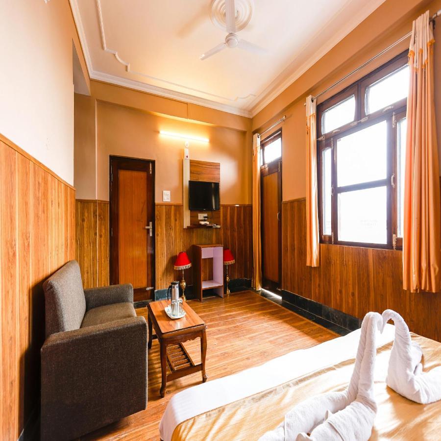 Hotel Varuni Mcleodganj Dharamsala Zewnętrze zdjęcie