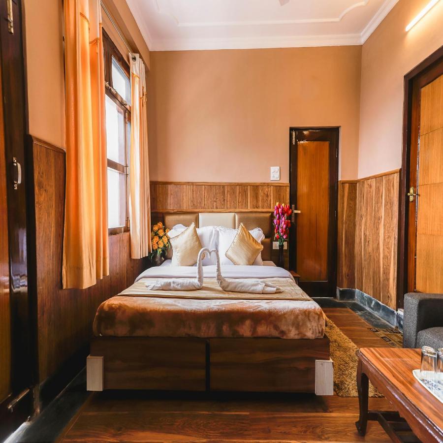 Hotel Varuni Mcleodganj Dharamsala Zewnętrze zdjęcie